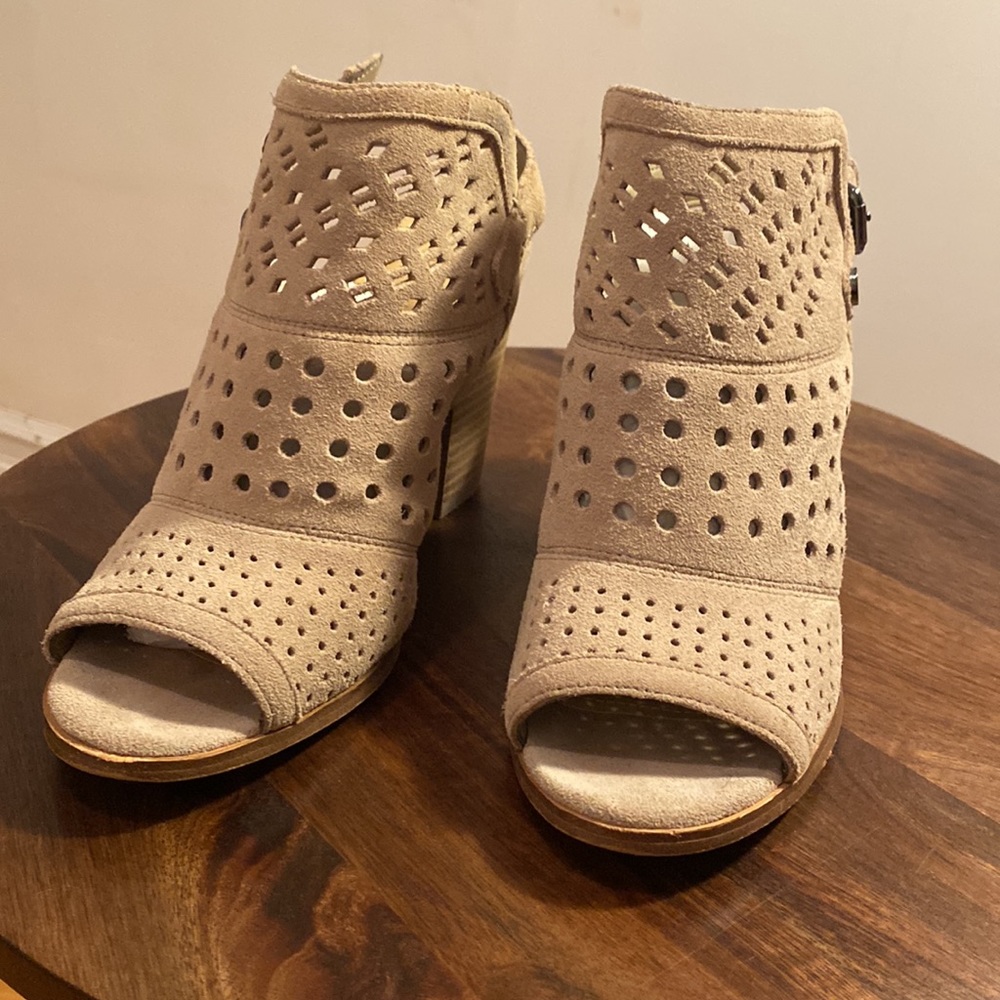$10 CLEARANCE - Marc Fisher 6.5 Perforated Suede Stacked Heel Open-Toe Booties - Picture 4 of 8